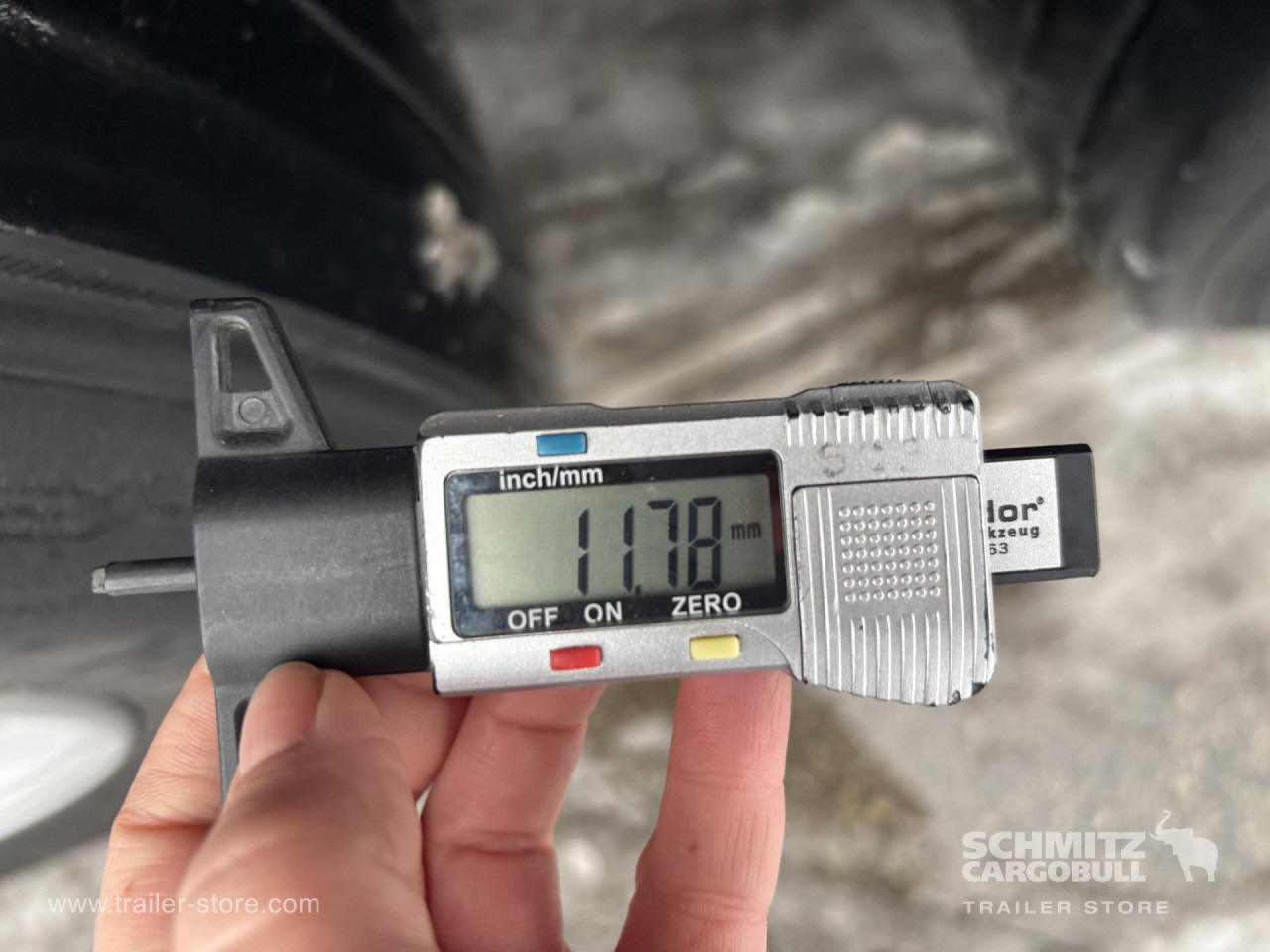 SCHMITZ Curtainsider Standard - Tenta puspiekabe: foto 3 SCHMITZ Curtainsider Standard - Tenta puspiekabe: foto 3