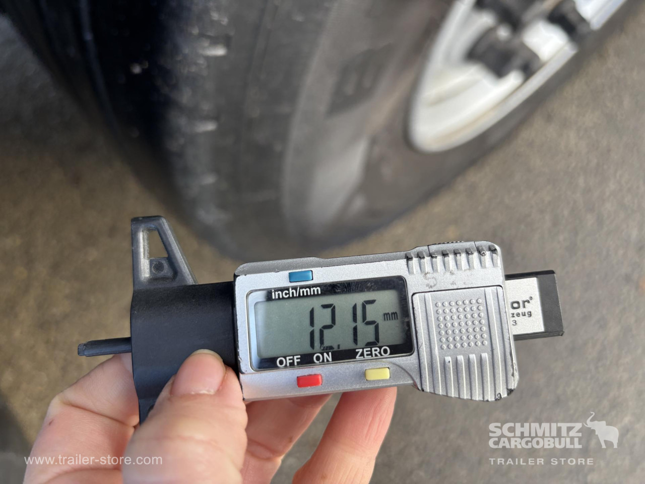 SCHMITZ Curtainsider Standard - Tenta puspiekabe: foto 2 SCHMITZ Curtainsider Standard - Tenta puspiekabe: foto 2