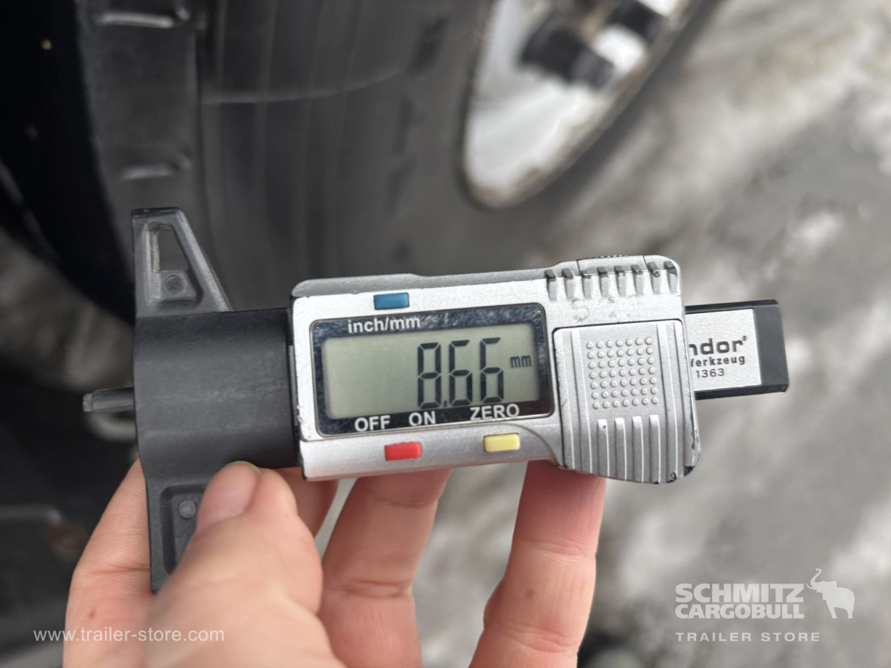 SCHMITZ Curtainsider Standard - Tenta puspiekabe: foto 4 SCHMITZ Curtainsider Standard - Tenta puspiekabe: foto 4