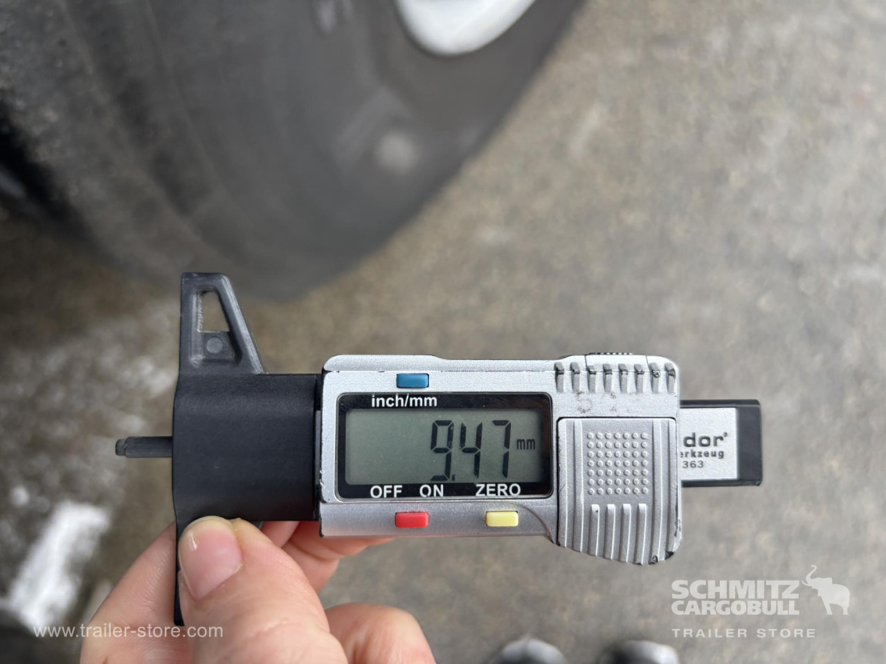 SCHMITZ Curtainsider Standard - Tenta puspiekabe: foto 2 SCHMITZ Curtainsider Standard - Tenta puspiekabe: foto 2