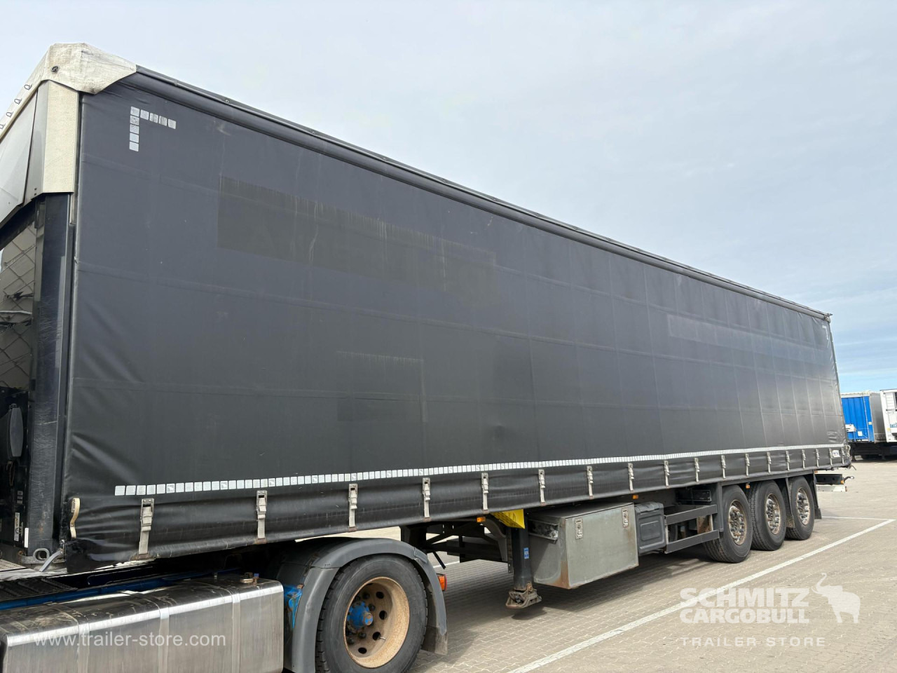 SCHMITZ Curtainsider Standard - Tenta puspiekabe: foto 3 SCHMITZ Curtainsider Standard - Tenta puspiekabe: foto 3