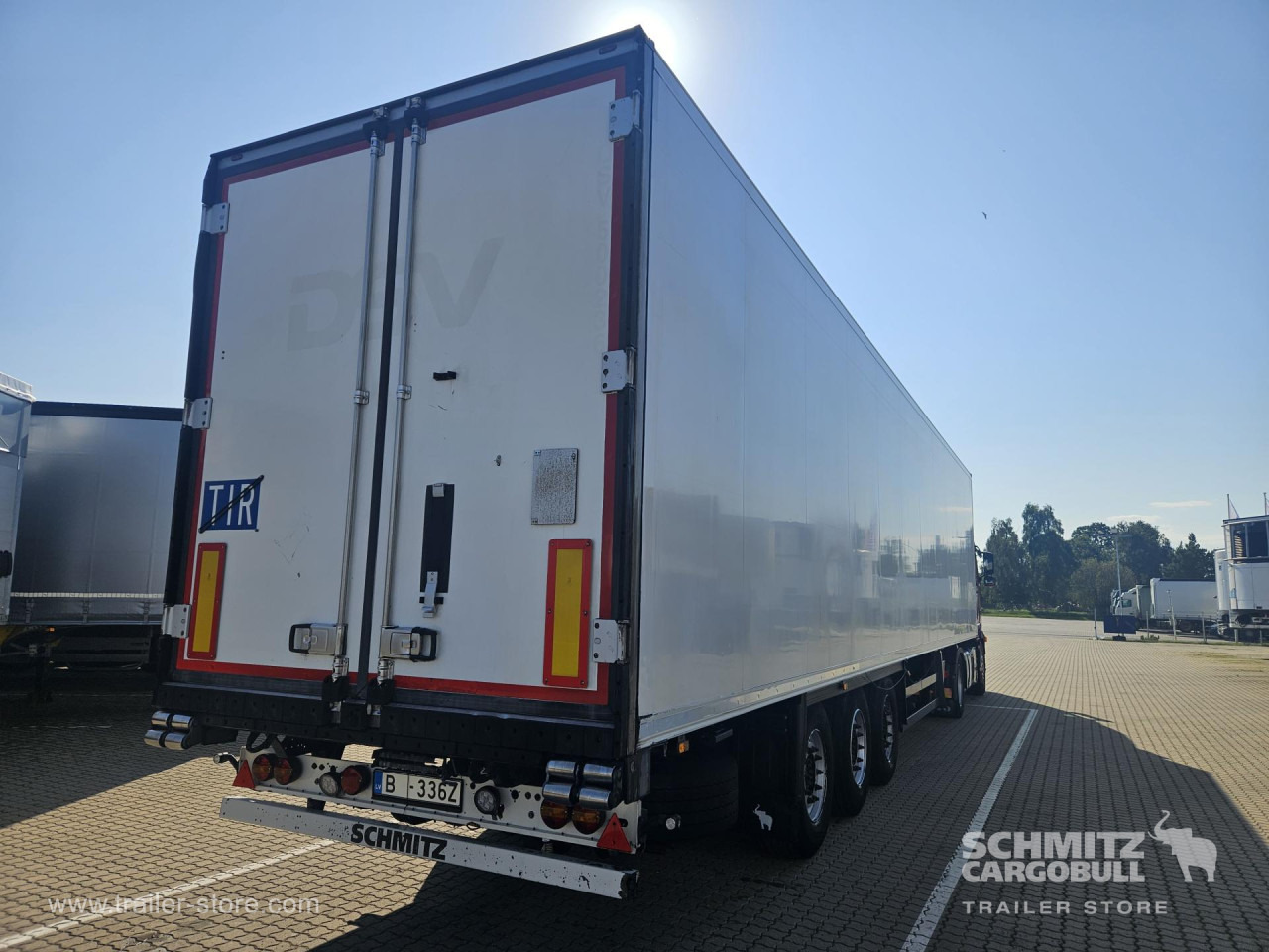SCHMITZ Reefer Standard Double deck - Puspiekabe izotermiskais: foto 1 SCHMITZ Reefer Standard Double deck - Puspiekabe izotermiskais: foto 1