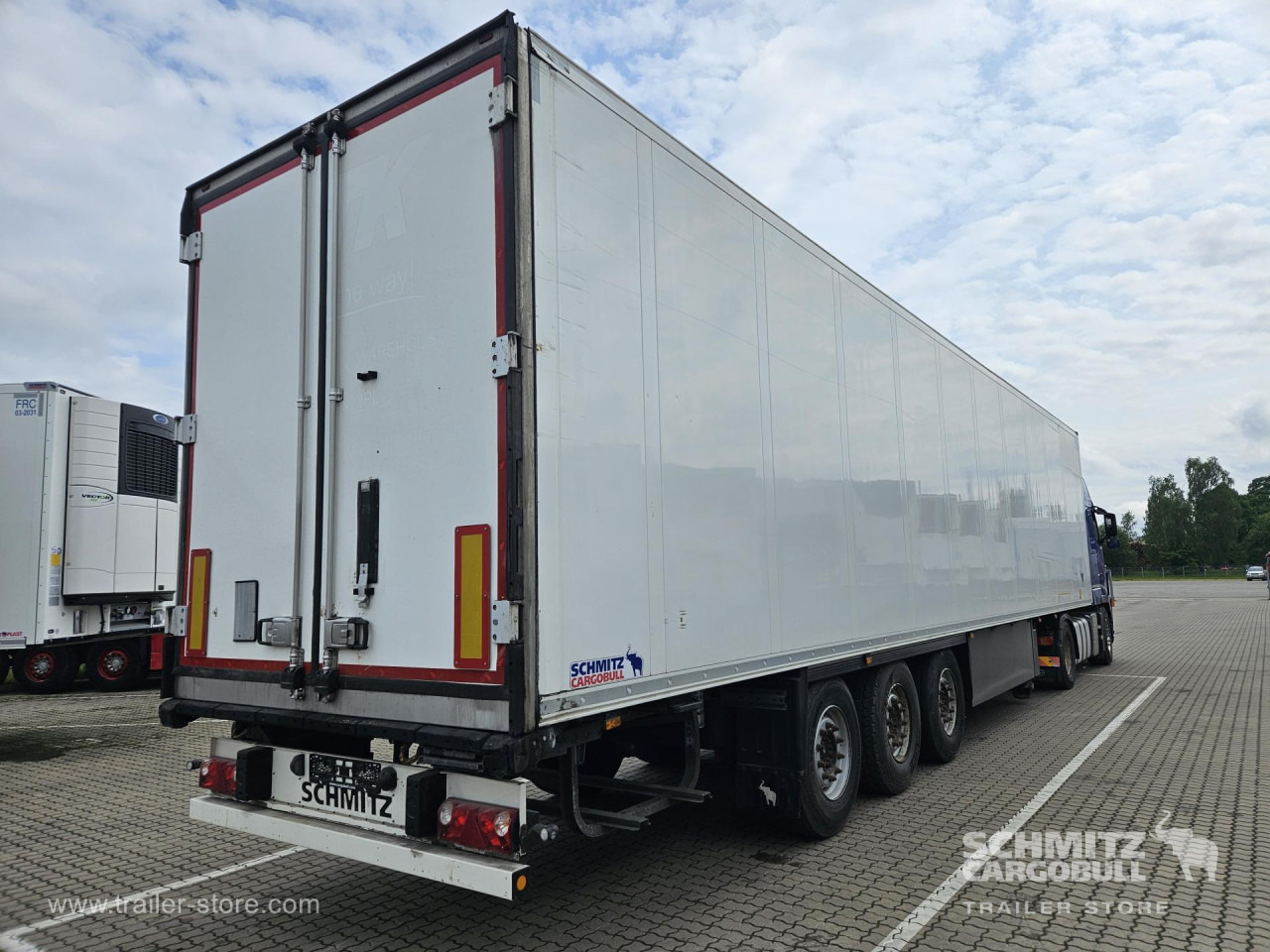 SCHMITZ Reefer Standard Double deck - Puspiekabe izotermiskais: foto 1 SCHMITZ Reefer Standard Double deck - Puspiekabe izotermiskais: foto 1