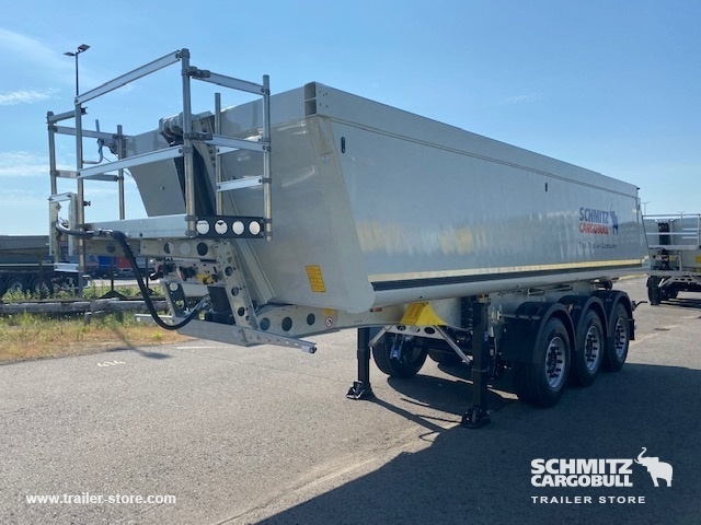 SCHMITZ Tipper Alu-square sided body 24m³ - Puspiekabe pašizgāzējs: foto 3 SCHMITZ Tipper Alu-square sided body 24m³ - Puspiekabe pašizgāzējs: foto 3
