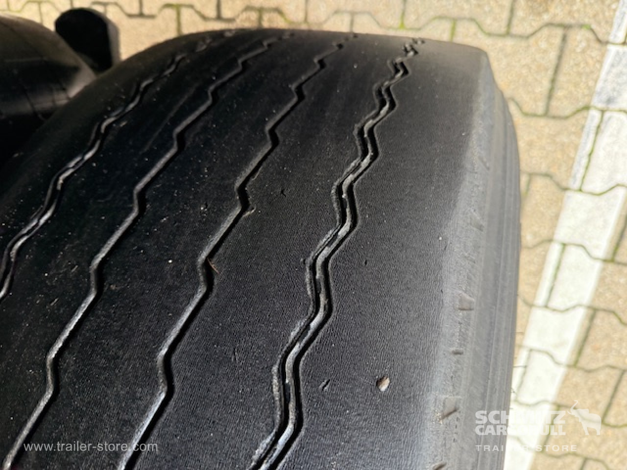 SCHMITZ Oplegger Kasten Standard - Puspiekabe slēgtā virsbūve: foto 4 SCHMITZ Oplegger Kasten Standard - Puspiekabe slēgtā virsbūve: foto 4