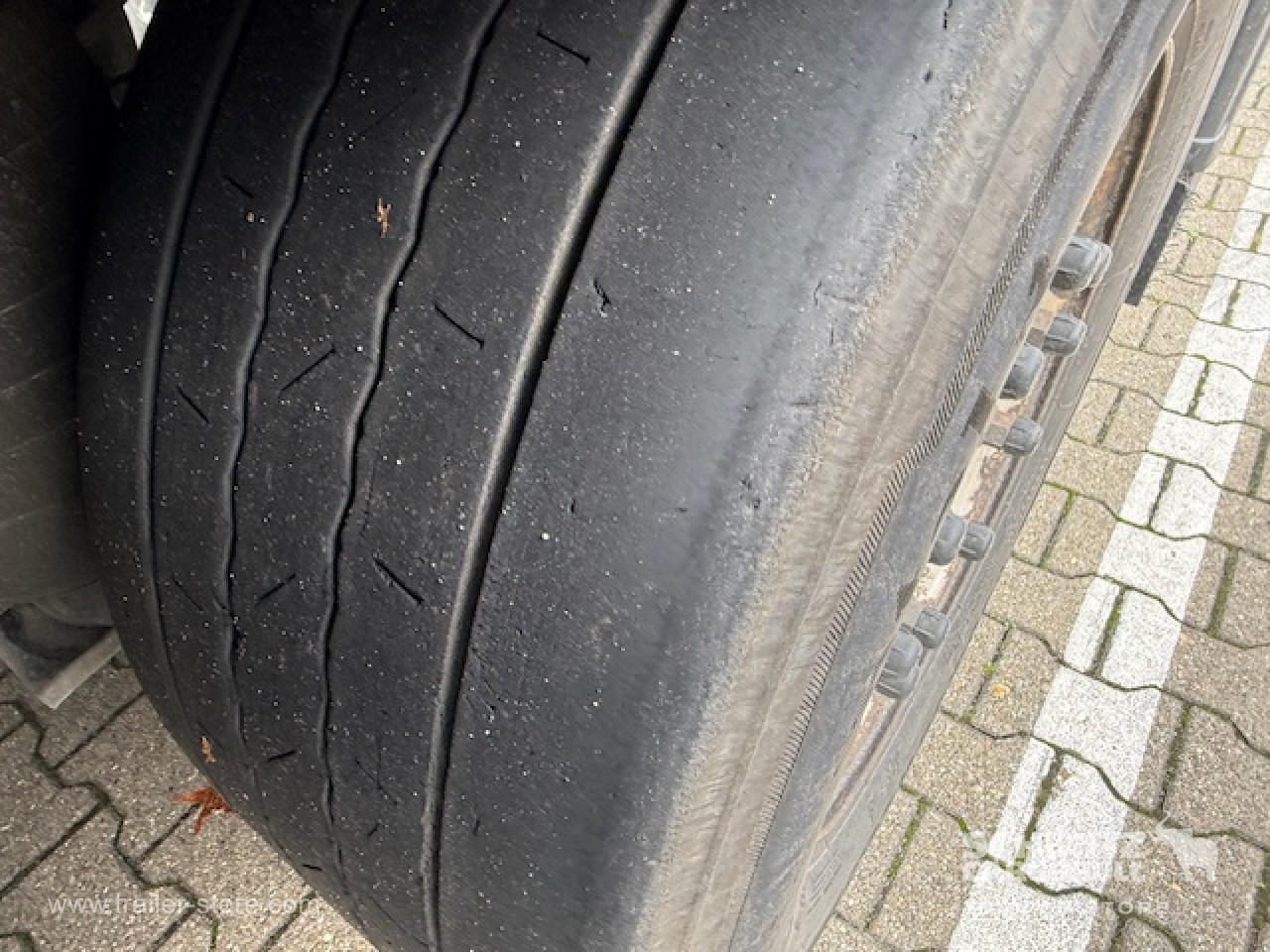 SCHMITZ Oplegger Vries Standard - Puspiekabe izotermiskais: foto 4 SCHMITZ Oplegger Vries Standard - Puspiekabe izotermiskais: foto 4