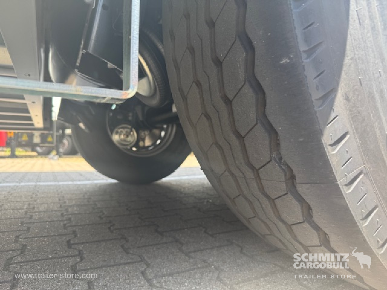 SCHMITZ Oplegger Vries Standard Taillift - Puspiekabe izotermiskais: foto 5 SCHMITZ Oplegger Vries Standard Taillift - Puspiekabe izotermiskais: foto 5