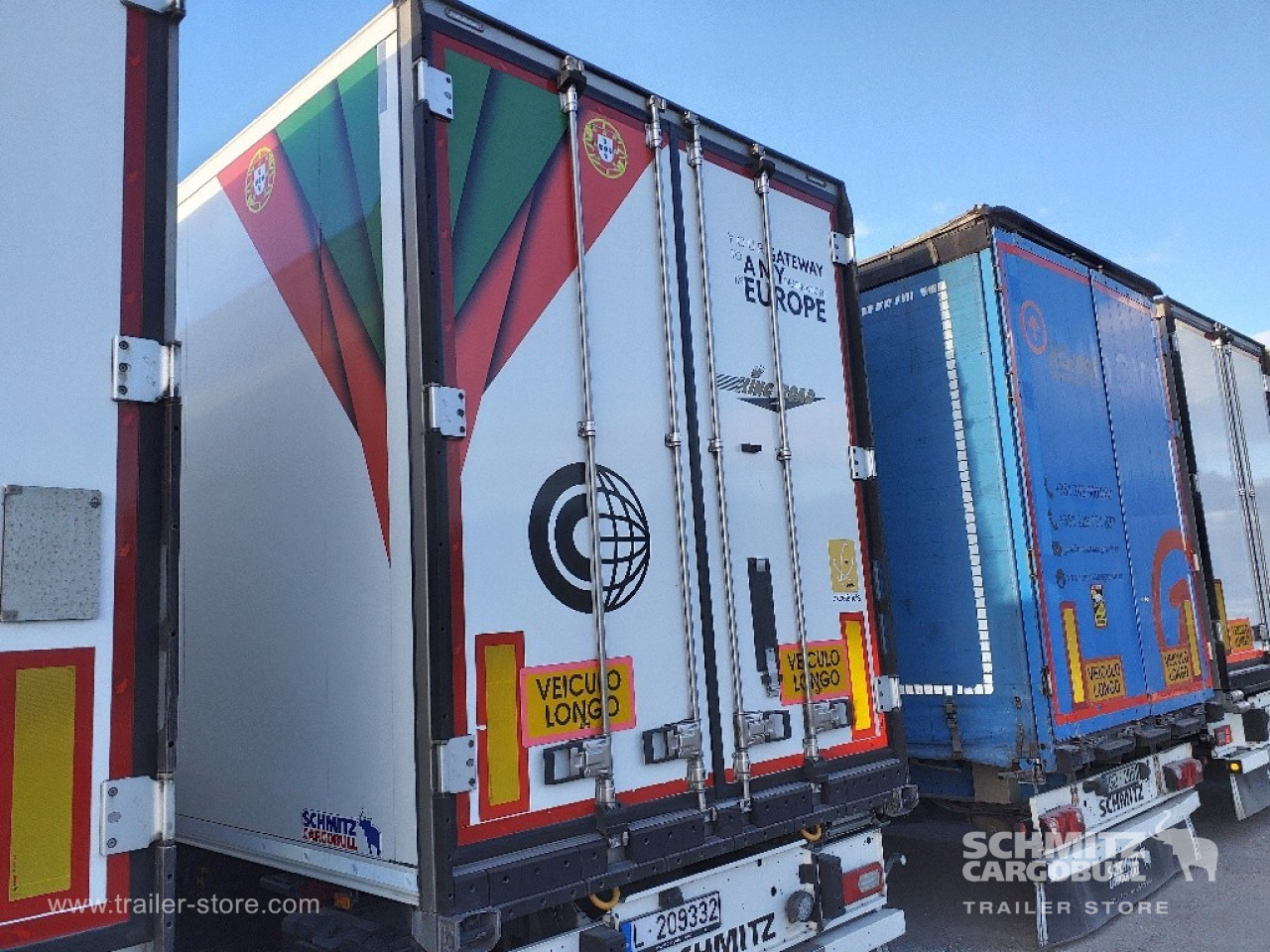 SCHMITZ Reefer Standard - Puspiekabe izotermiskais: foto 2 SCHMITZ Reefer Standard - Puspiekabe izotermiskais: foto 2