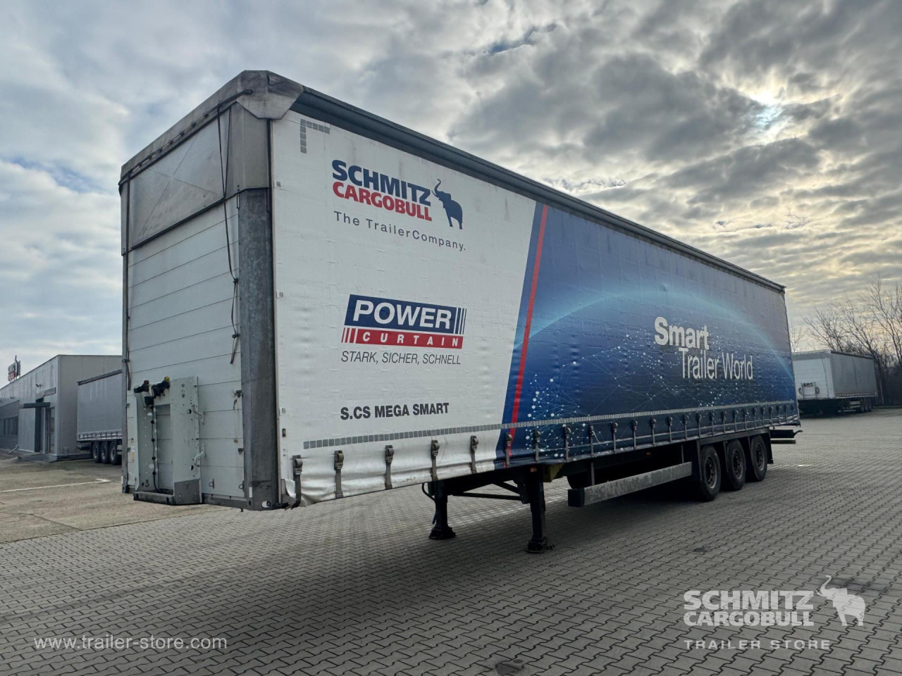 SCHMITZ Curtainsider Mega - Tenta puspiekabe: foto 4 SCHMITZ Curtainsider Mega - Tenta puspiekabe: foto 4