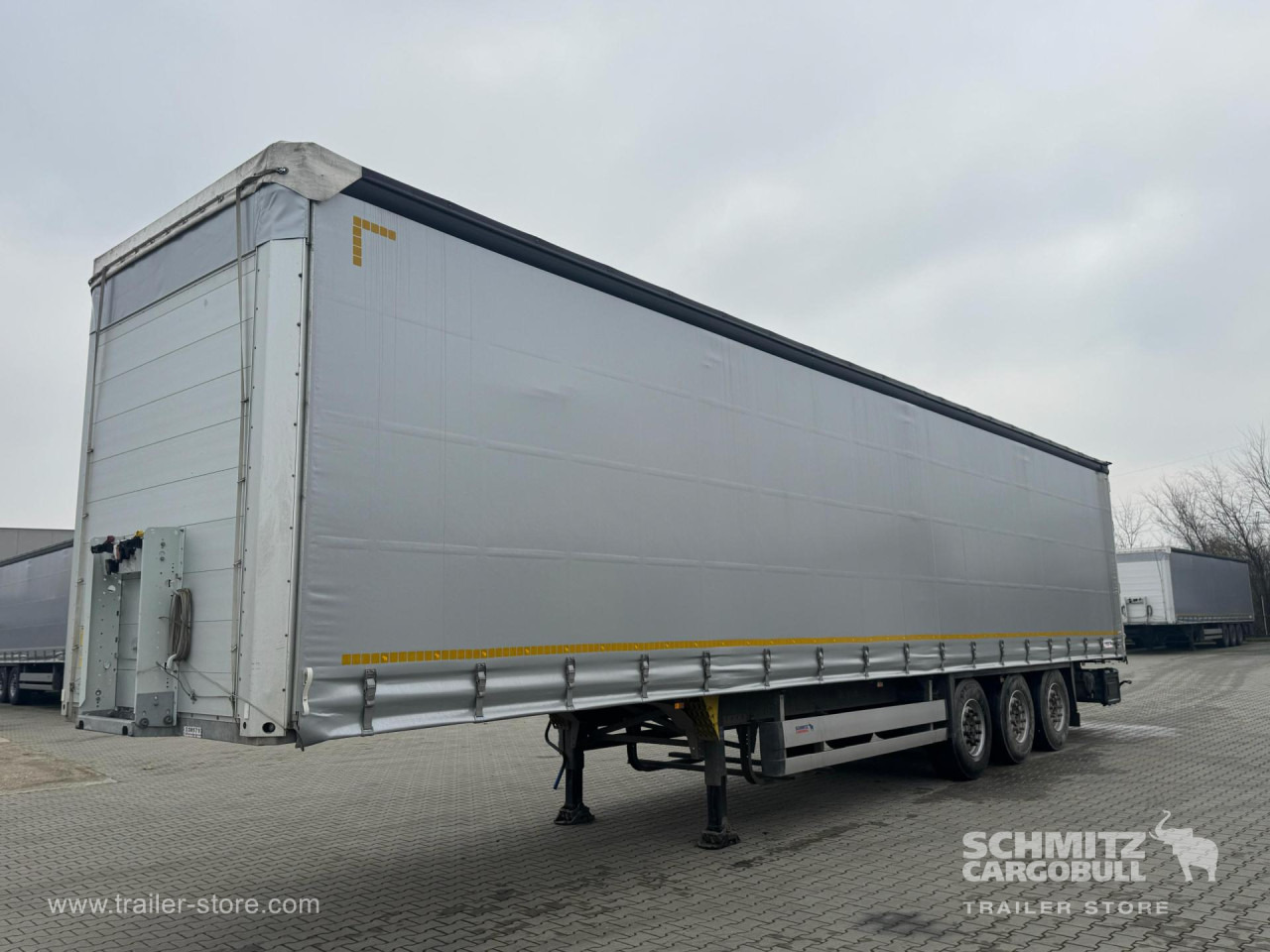 SCHMITZ Curtainsider Standard - Tenta puspiekabe: foto 4 SCHMITZ Curtainsider Standard - Tenta puspiekabe: foto 4