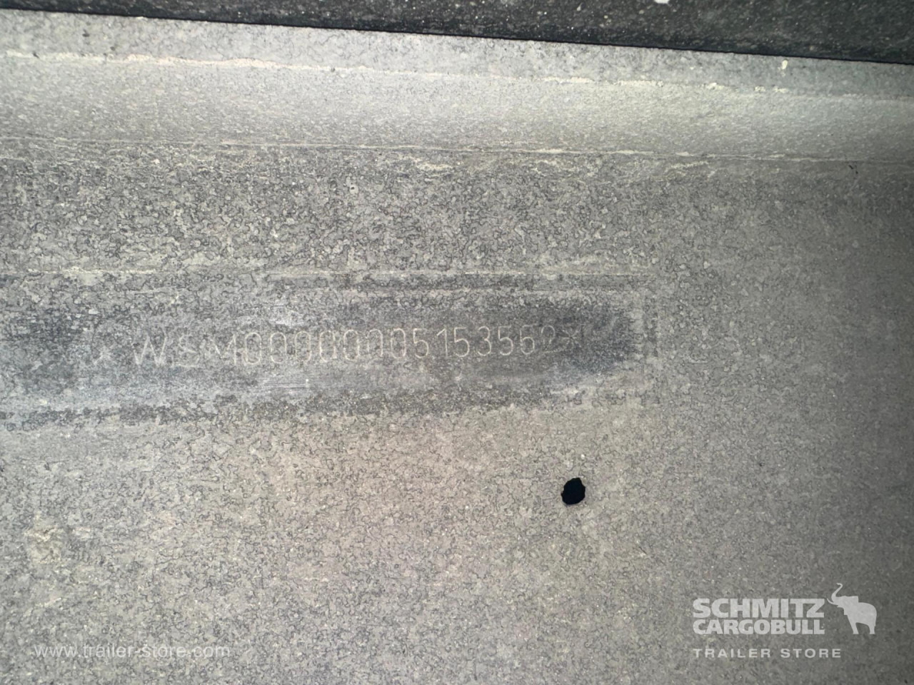SCHMITZ Reefer Standard - Puspiekabe izotermiskais: foto 3 SCHMITZ Reefer Standard - Puspiekabe izotermiskais: foto 3