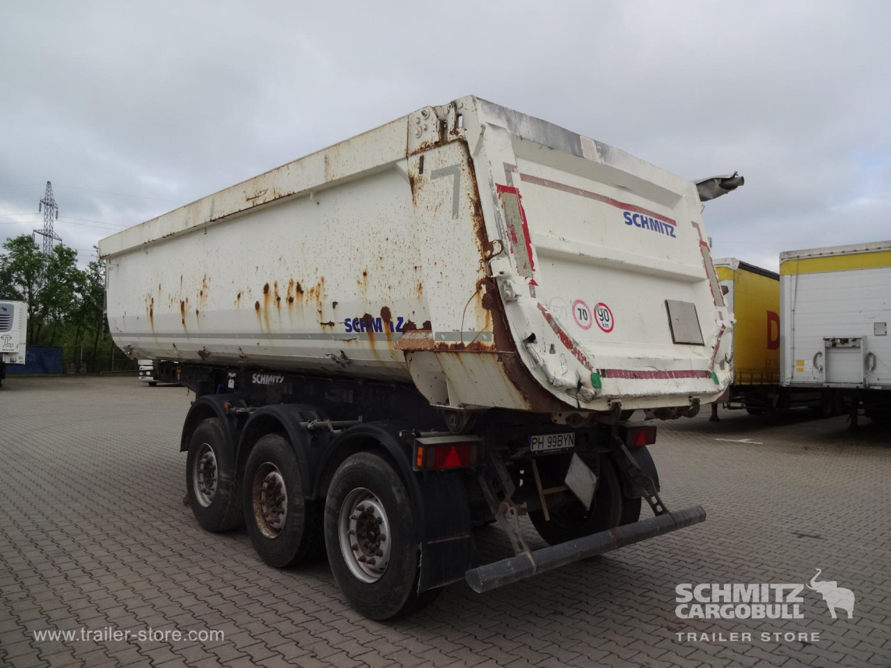 SCHMITZ Tipper Steel half pipe body 28m³ - Puspiekabe pašizgāzējs: foto 1 SCHMITZ Tipper Steel half pipe body 28m³ - Puspiekabe pašizgāzējs: foto 1