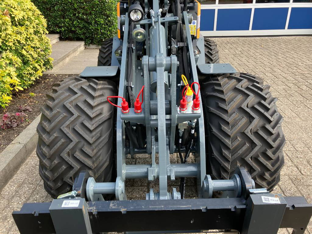 Giant Giant G 1500 Xtra - Riteņu iekrāvējs: foto 5 Giant Giant G 1500 Xtra - Riteņu iekrāvējs: foto 5