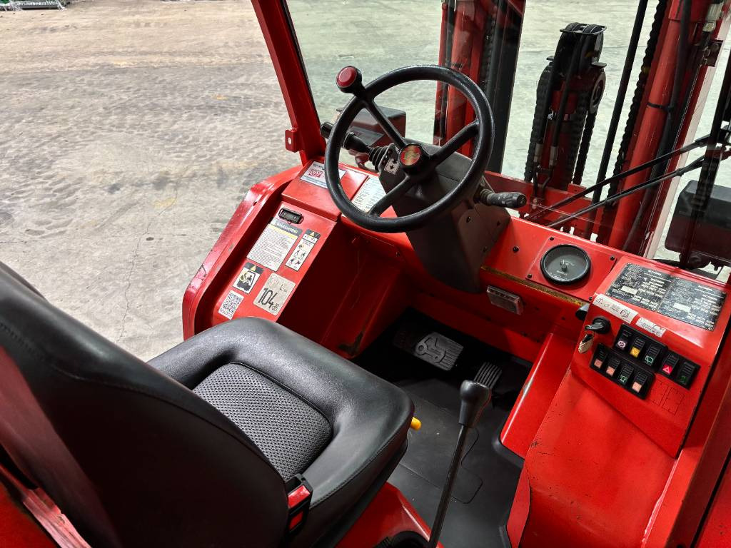 Manitou MH 25.4 T - Bezceļu autokrāvējs: foto 5 Manitou MH 25.4 T - Bezceļu autokrāvējs: foto 5