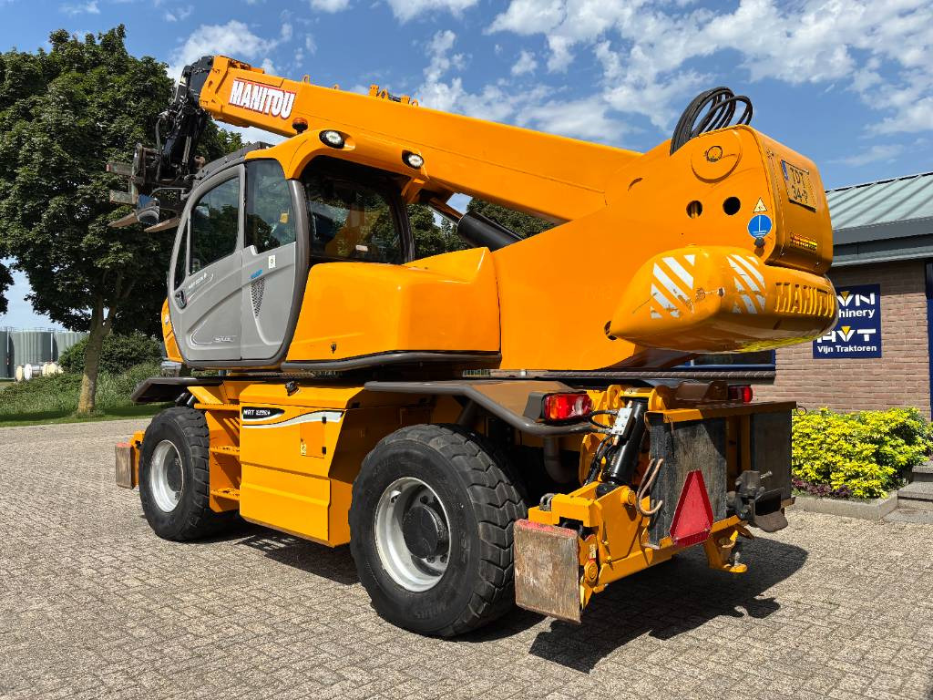 Manitou MRT 2550 - Teleskopiskais iekrāvējs: foto 4 Manitou MRT 2550 - Teleskopiskais iekrāvējs: foto 4
