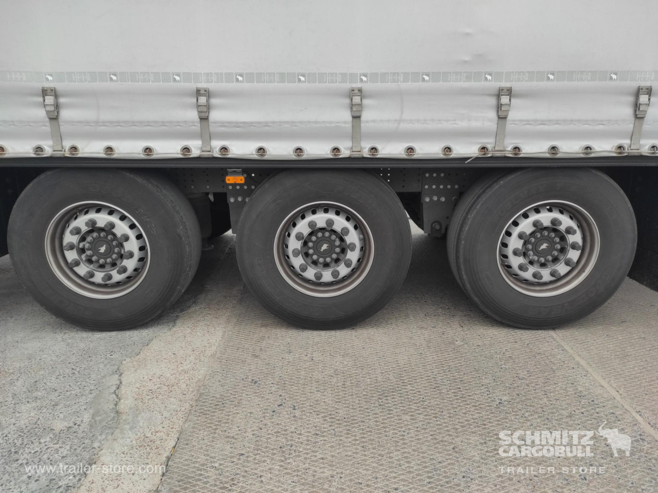 SCHMITZ Напівпричіп Стандартний - Tenta puspiekabe: foto 5 SCHMITZ Напівпричіп Стандартний - Tenta puspiekabe: foto 5