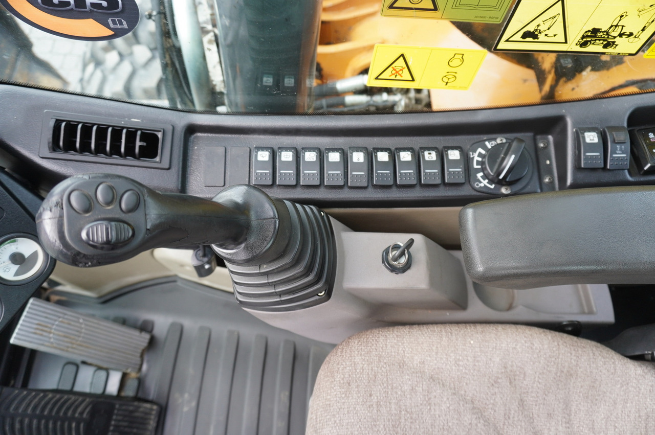 Riteņu ekskavators CASE WX218 / 23t wheeled excavator / 3 times folding arm: foto 23