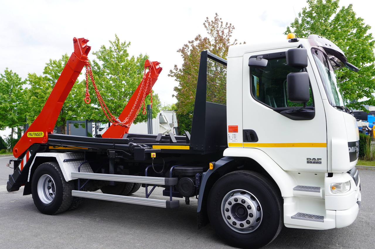DAF LF 55.220 Skip loader GUIMA PALFINGER M14T - Būvgružu konteineru vedējs: foto 3 DAF LF 55.220 Skip loader GUIMA PALFINGER M14T - Būvgružu konteineru vedējs: foto 3