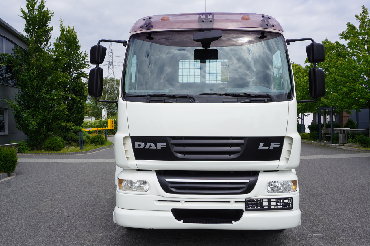 DAF LF 55.220 Skip loader GUIMA PALFINGER M14T - Būvgružu konteineru vedējs: foto 2 DAF LF 55.220 Skip loader GUIMA PALFINGER M14T - Būvgružu konteineru vedējs: foto 2