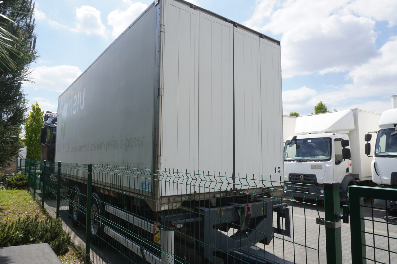 Fruehauf passthrough box trailer 18 EPAL / 2021 / SAF axles - Piekabe slēgtā virsbūve: foto 4 Fruehauf passthrough box trailer 18 EPAL / 2021 / SAF axles - Piekabe slēgtā virsbūve: foto 4