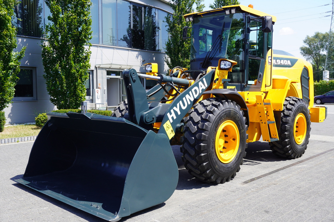 HYUNDAI HL940A articulated loader / year 2021 / weight 13.5t year of production 2021 - Riteņu iekrāvējs: foto 4 HYUNDAI HL940A articulated loader / year 2021 / weight 13.5t year of production 2021 - Riteņu iekrāvējs: foto 4