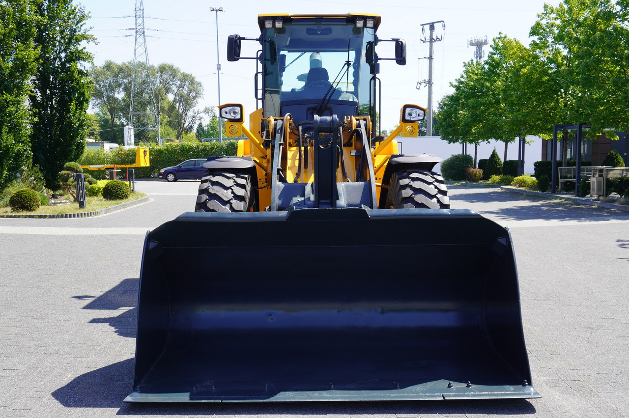 HYUNDAI HL940A articulated loader / year 2021 / weight 13.5t year of production 2021 - Riteņu iekrāvējs: foto 5 HYUNDAI HL940A articulated loader / year 2021 / weight 13.5t year of production 2021 - Riteņu iekrāvējs: foto 5