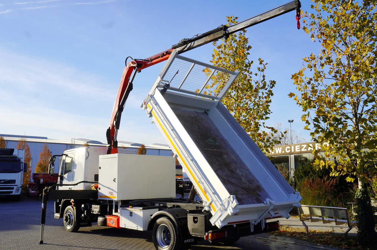 IVECO Eurocargo 120E18 Crane Palfinger / 3-way tipper / sleeper cab - Bortu kravas automašīna/ Platforma, Kravas auto ar manipulatoru: foto 4 IVECO Eurocargo 120E18 Crane Palfinger / 3-way tipper / sleeper cab - Bortu kravas automašīna/ Platforma, Kravas auto ar manipulatoru: foto 4