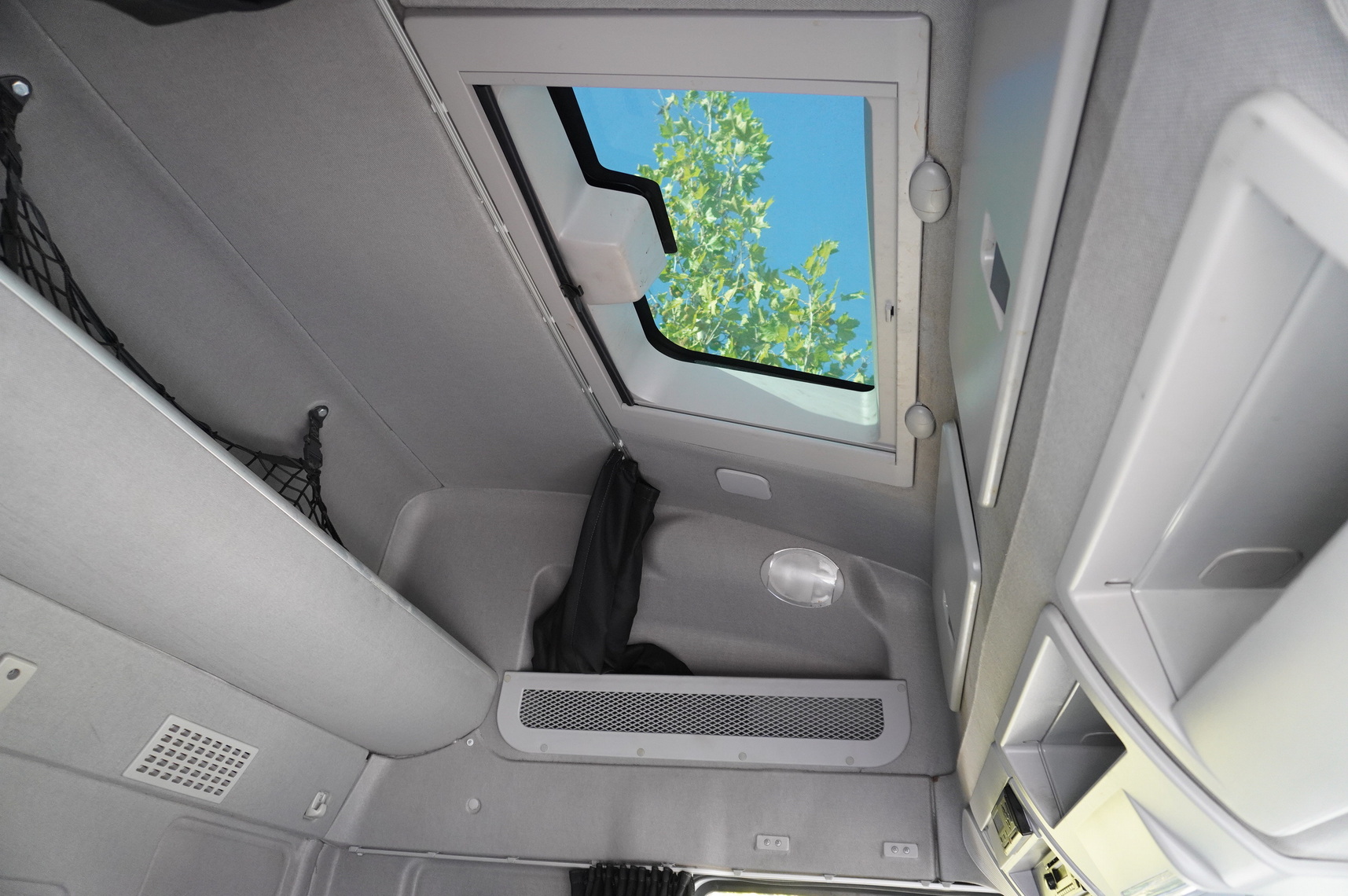 IVECO Eurocargo 140e19 4×2 E6 Glob / ADR / frame 8,1m līzingu IVECO Eurocargo 140e19 4×2 E6 Glob / ADR / frame 8,1m: foto 22 IVECO Eurocargo 140e19 4×2 E6 Glob / ADR / frame 8,1m līzingu IVECO Eurocargo 140e19 4×2 E6 Glob / ADR / frame 8,1m: foto 22