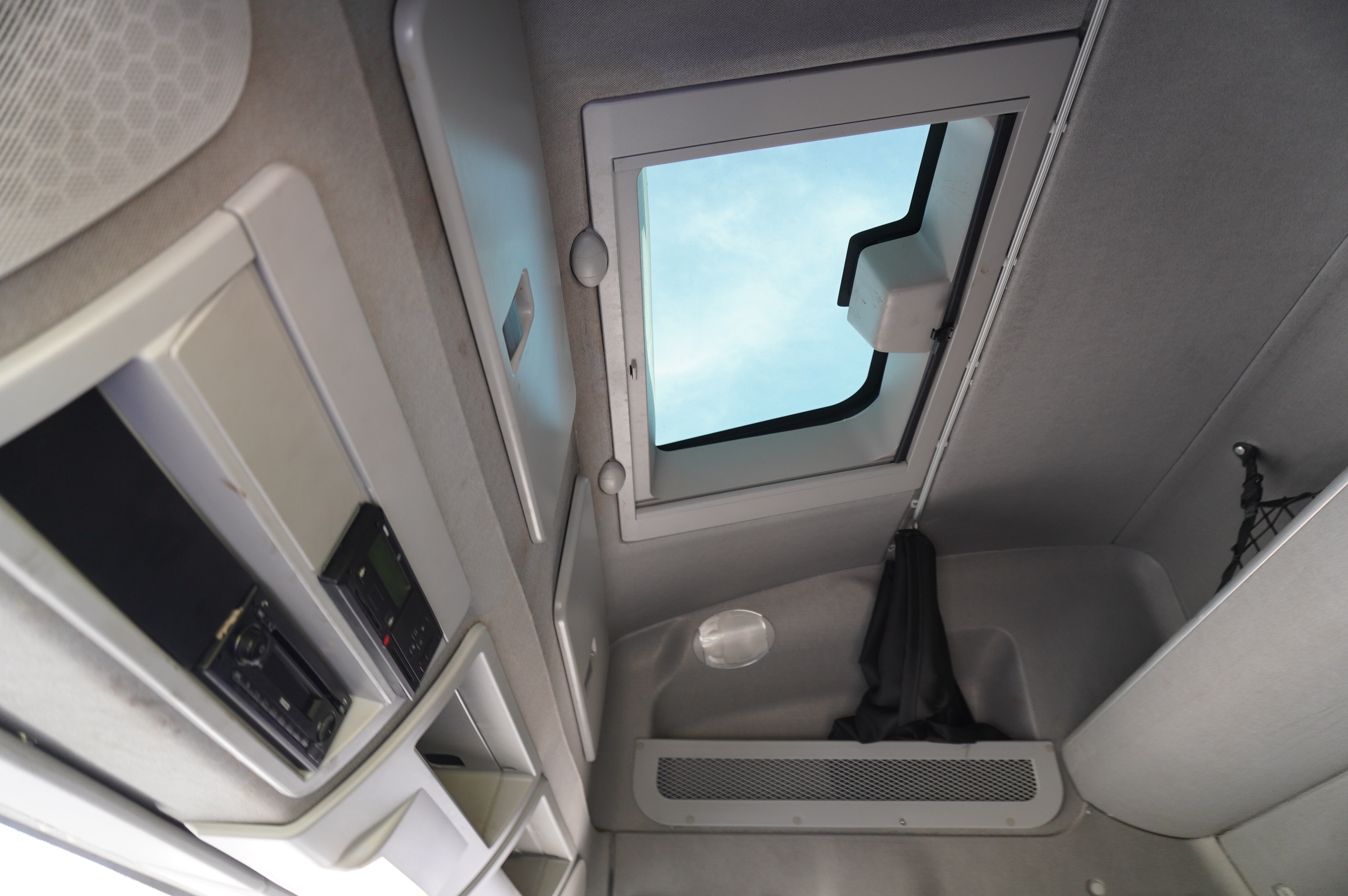 IVECO Eurocargo 140e19 4×2 E6 Glob / ADR / frame 8,1m līzingu IVECO Eurocargo 140e19 4×2 E6 Glob / ADR / frame 8,1m: foto 21 IVECO Eurocargo 140e19 4×2 E6 Glob / ADR / frame 8,1m līzingu IVECO Eurocargo 140e19 4×2 E6 Glob / ADR / frame 8,1m: foto 21