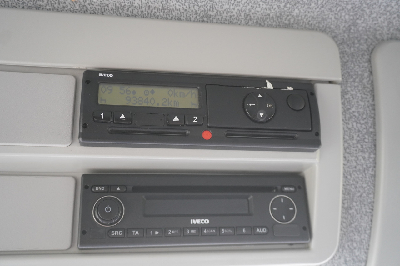 IVECO Eurocargo 150 E25 / 90 tho. km !!! / Tow truck - Auto evakuators: foto 3 IVECO Eurocargo 150 E25 / 90 tho. km !!! / Tow truck - Auto evakuators: foto 3