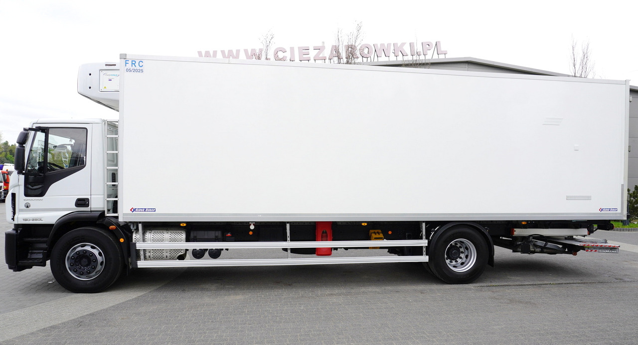 IVECO Eurocargo 190-280L E6 4x2 / Refrigerator / Dhollandia DHSM.20 tail lift / 21 pallets - Kravas automašīna refrižerators: foto 2 IVECO Eurocargo 190-280L E6 4x2 / Refrigerator / Dhollandia DHSM.20 tail lift / 21 pallets - Kravas automašīna refrižerators: foto 2