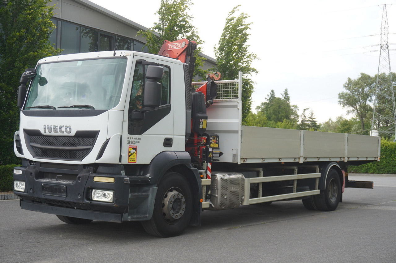 IVECO STRALIS 19.310 E6 / Flatbed 19 EPAL / FASSI F135 / 225 MTH! / 5.7 T - Bortu kravas automašīna/ Platforma, Kravas auto ar manipulatoru: foto 3 IVECO STRALIS 19.310 E6 / Flatbed 19 EPAL / FASSI F135 / 225 MTH! / 5.7 T - Bortu kravas automašīna/ Platforma, Kravas auto ar manipulatoru: foto 3
