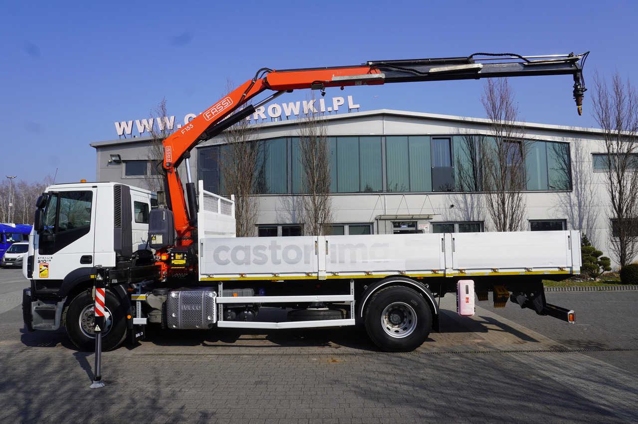 IVECO STRALIS 310 E6 / HDS FASSI 155 6.2 T / 250 thousand km - Bortu kravas automašīna/ Platforma, Kravas auto ar manipulatoru: foto 4 IVECO STRALIS 310 E6 / HDS FASSI 155 6.2 T / 250 thousand km - Bortu kravas automašīna/ Platforma, Kravas auto ar manipulatoru: foto 4