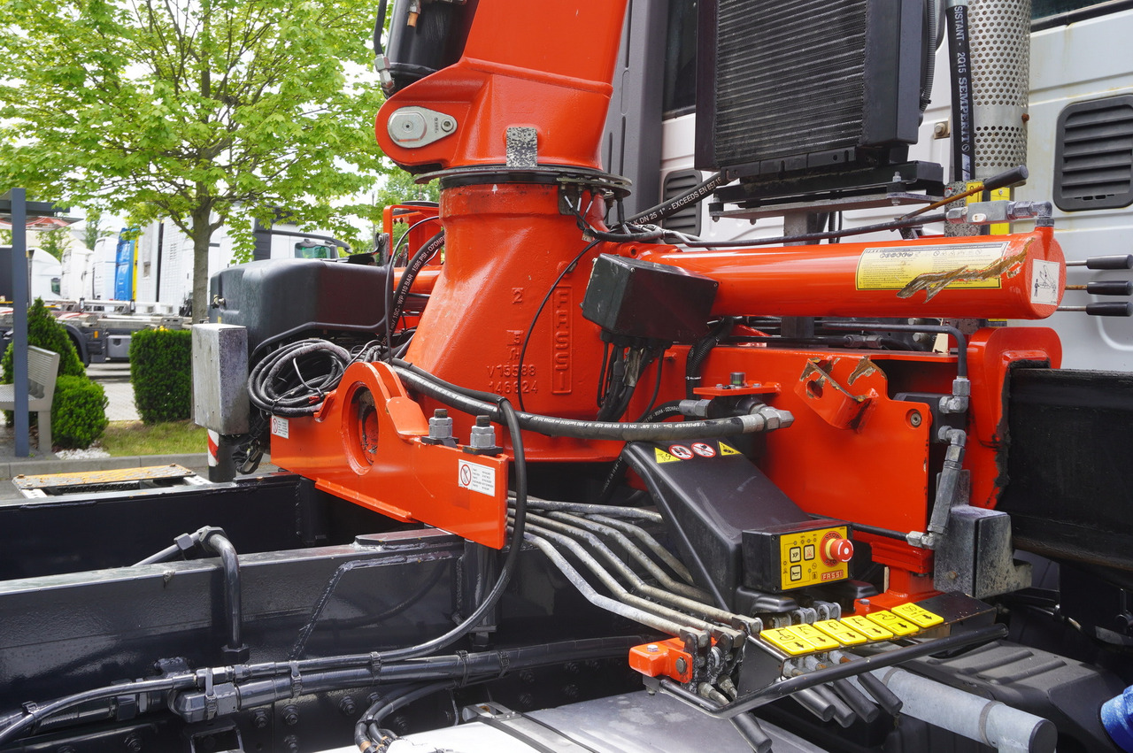 Kravas auto ar manipulatoru IVECO STRALIS 330 E6 / FASSI 195A 8.5 T / 3-side tipper: foto 15 Kravas auto ar manipulatoru IVECO STRALIS 330 E6 / FASSI 195A 8.5 T / 3-side tipper: foto 15