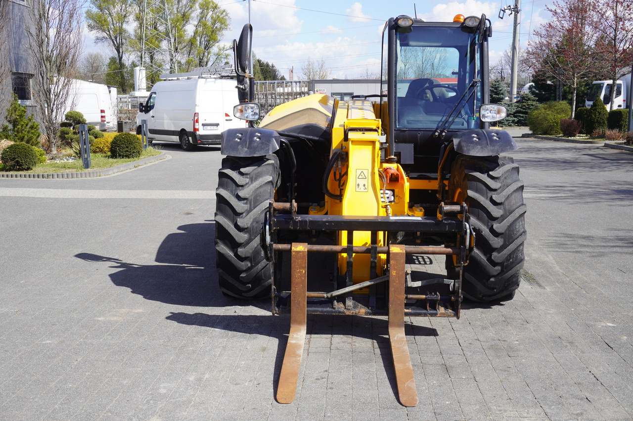 JCB 526-56 AGRI Plus / 5.6 m telescopic loader / joystick - Riteņu iekrāvējs: foto 2 JCB 526-56 AGRI Plus / 5.6 m telescopic loader / joystick - Riteņu iekrāvējs: foto 2