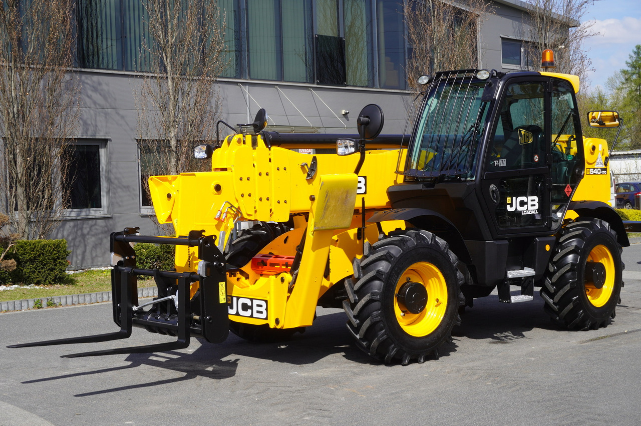 JCB 540-170 Telescopic Loader / 17m / joystick - Riteņu iekrāvējs: foto 3 JCB 540-170 Telescopic Loader / 17m / joystick - Riteņu iekrāvējs: foto 3