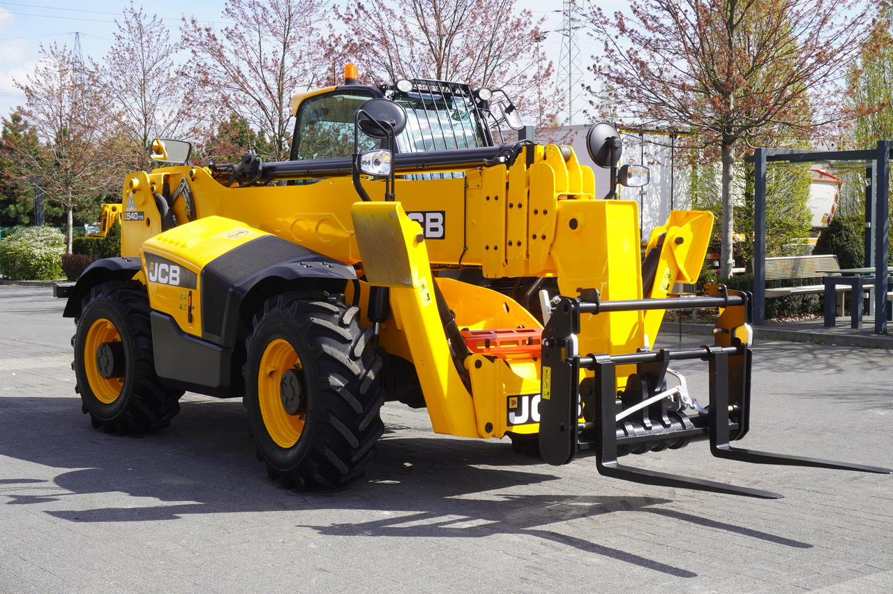 Teleskopiskais riteņu iekrāvējs JCB 540-170 Telescopic Loader / 17m / joystick: foto 8