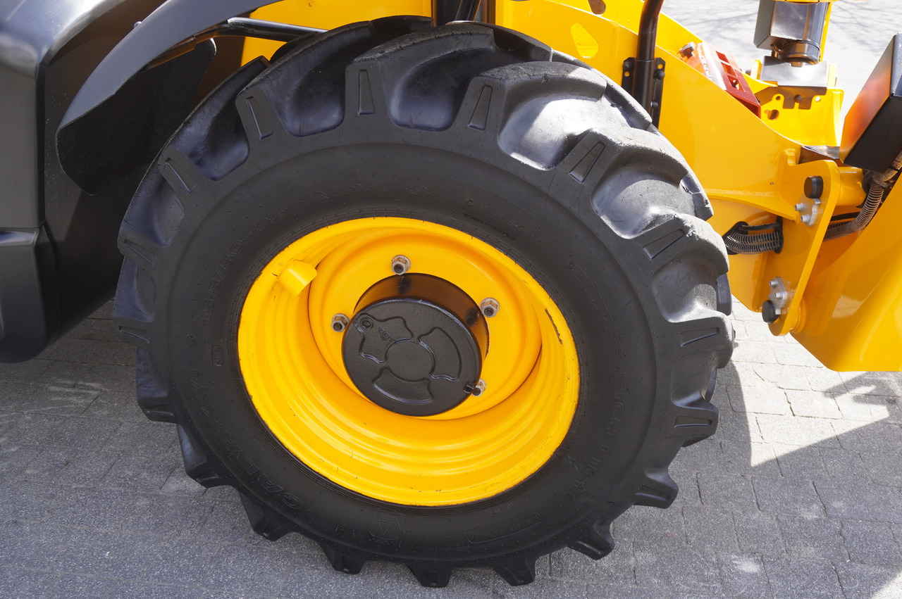 Teleskopiskais riteņu iekrāvējs JCB 540-170 Telescopic Loader / 17m / joystick: foto 22