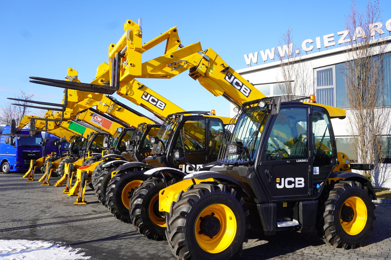 JCB 540-200 Telescopic Loader / 20m / joystick - Riteņu iekrāvējs: foto 4 JCB 540-200 Telescopic Loader / 20m / joystick - Riteņu iekrāvējs: foto 4
