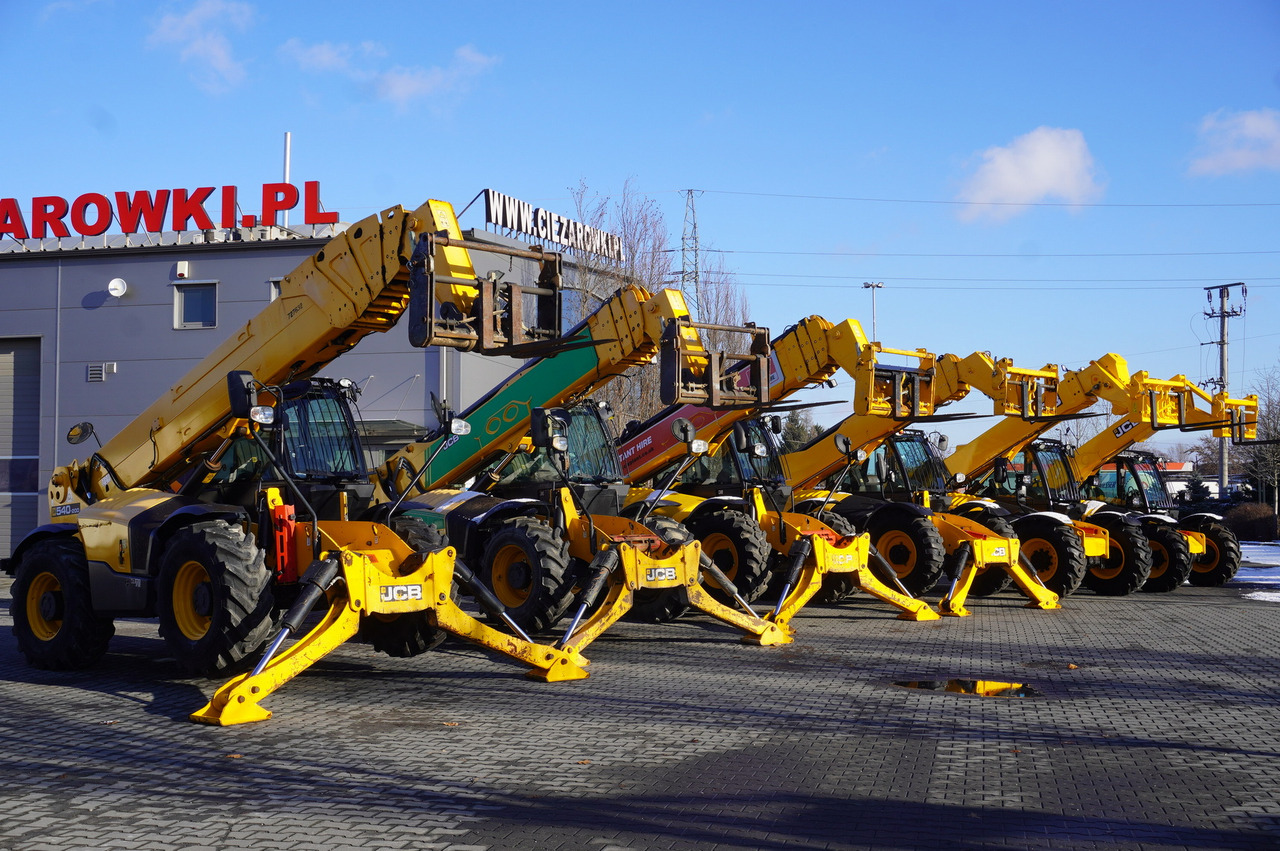 JCB 560-80 / 6 ton lifting capacity / power 146 HP - Teleskopiskais iekrāvējs: foto 1 JCB 560-80 / 6 ton lifting capacity / power 146 HP - Teleskopiskais iekrāvējs: foto 1