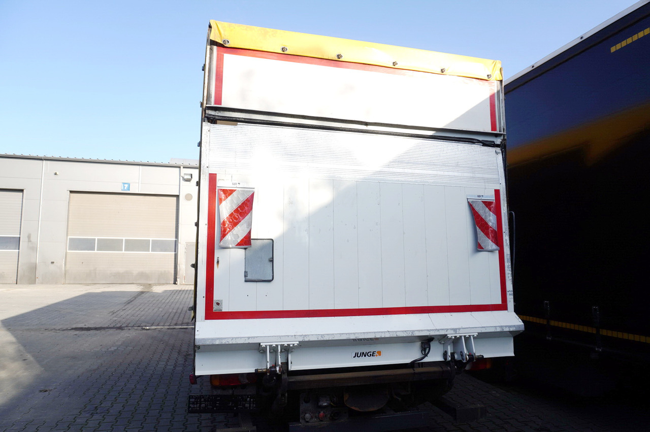 JUNGE Body Tarpaulin JUNGE / 18 Europallets / 2015 - Kravas kaste ar tentu: foto 5 JUNGE Body Tarpaulin JUNGE / 18 Europallets / 2015 - Kravas kaste ar tentu: foto 5