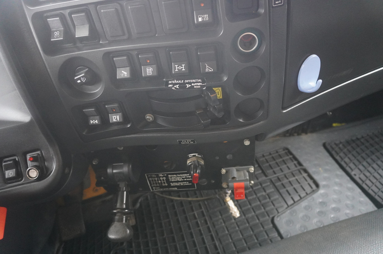KAMAZ T2530 E5 6×4 / 3-sided tipper līzingu KAMAZ T2530 E5 6×4 / 3-sided tipper: foto 24