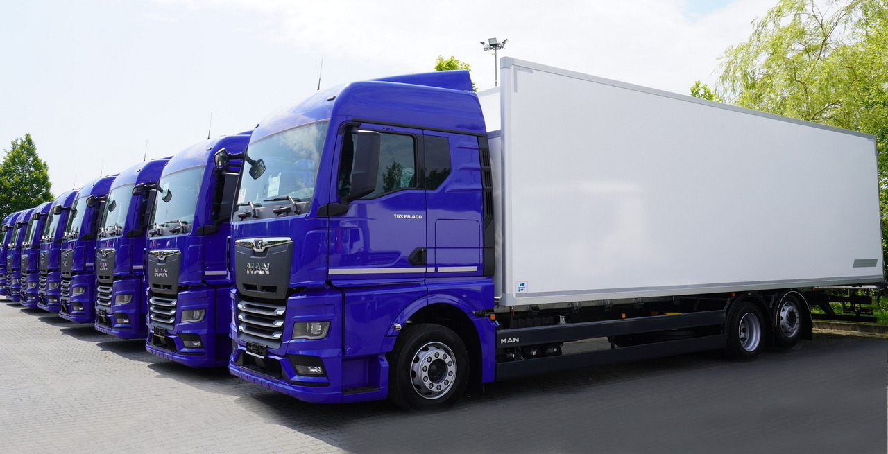 MAN New MAN TGX 26.400 / NEW IGLOOCAR refrigerator 20 pallets / 6×2 / 2024 / 2 units - Izometriskais kravas automašīna: foto 4 MAN New MAN TGX 26.400 / NEW IGLOOCAR refrigerator 20 pallets / 6×2 / 2024 / 2 units - Izometriskais kravas automašīna: foto 4