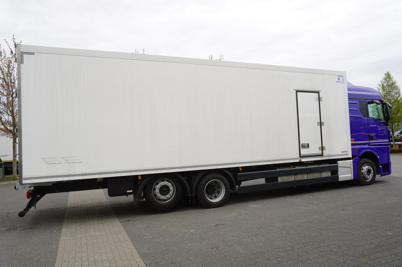 MAN New MAN TGX 26.400 / New Isotherm Plandex 23 Pallets / Warranty - Kravas automašīna ar slēgto virsbūvi: foto 2 MAN New MAN TGX 26.400 / New Isotherm Plandex 23 Pallets / Warranty - Kravas automašīna ar slēgto virsbūvi: foto 2