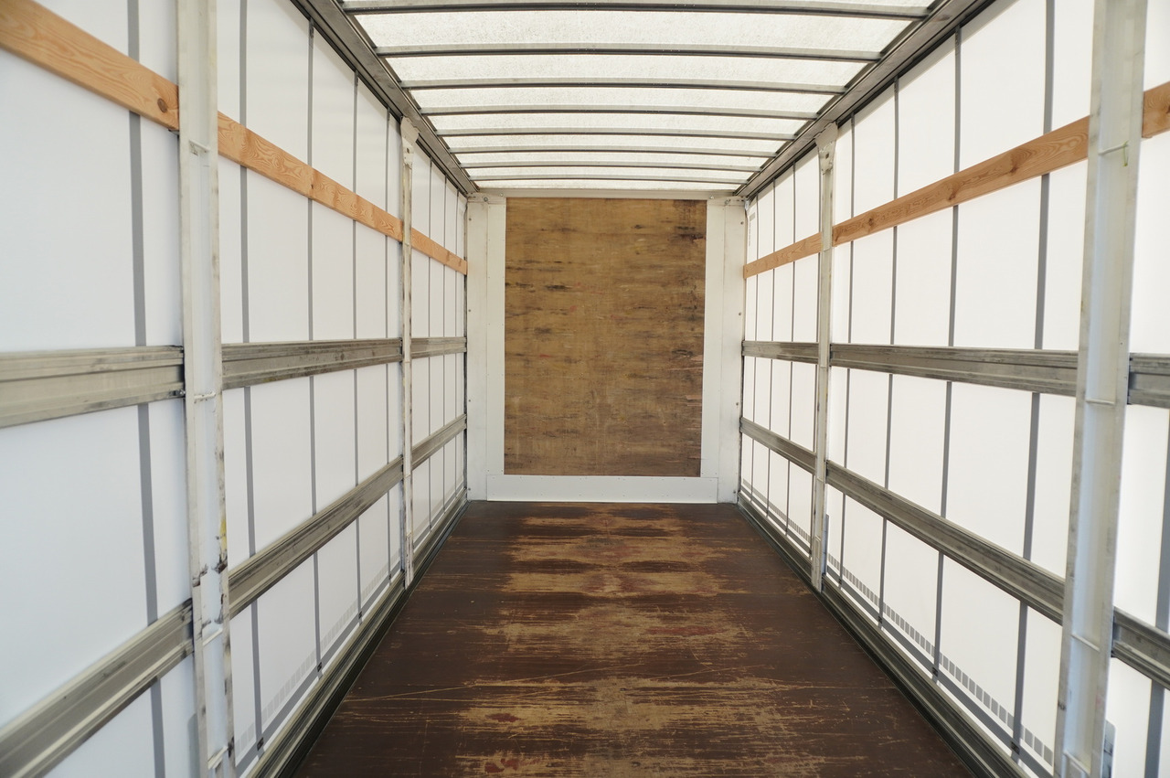 Kravas automašīna ar tentu MAN TGL 12.220 / Curtainsider 19 EPAL / 140 tho. km: foto 10 Kravas automašīna ar tentu MAN TGL 12.220 / Curtainsider 19 EPAL / 140 tho. km: foto 10