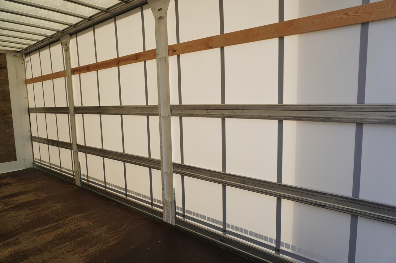 Kravas automašīna ar tentu MAN TGL 12.220 / Curtainsider 19 EPAL / 140 tho. km: foto 11 Kravas automašīna ar tentu MAN TGL 12.220 / Curtainsider 19 EPAL / 140 tho. km: foto 11