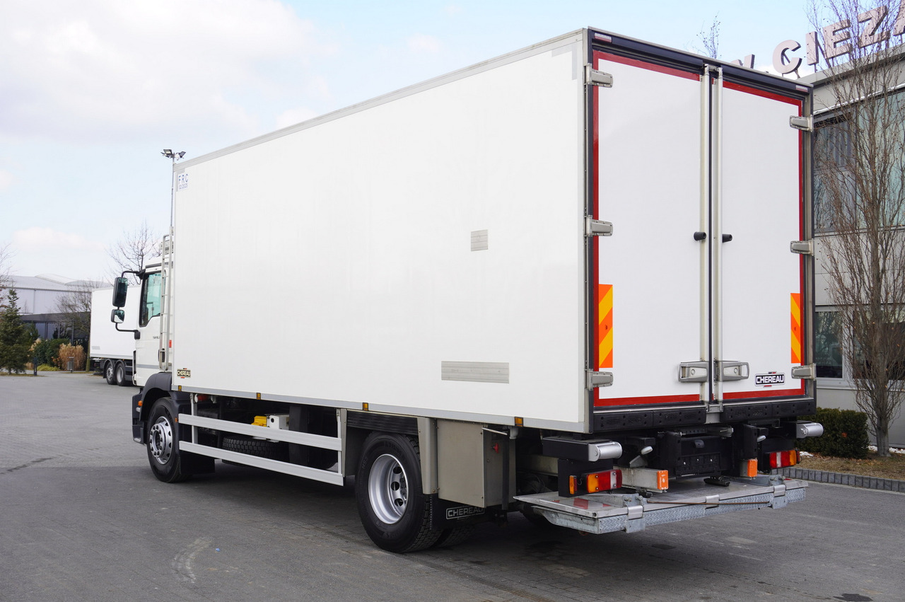 MAN TGM 18.320 / CHEREAU meat hook refrigerator / Carcass elevator - Kravas automašīna refrižerators: foto 5 MAN TGM 18.320 / CHEREAU meat hook refrigerator / Carcass elevator - Kravas automašīna refrižerators: foto 5
