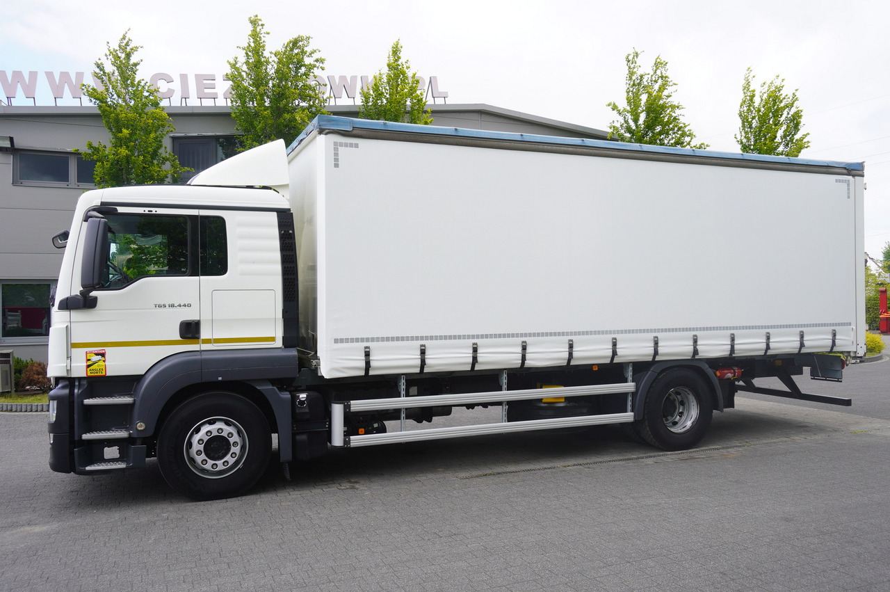 MAN TGS 18.440 / 19 EPAL curtainsider / Sleeper cab - Kravas automašīna ar tentu: foto 5 MAN TGS 18.440 / 19 EPAL curtainsider / Sleeper cab - Kravas automašīna ar tentu: foto 5