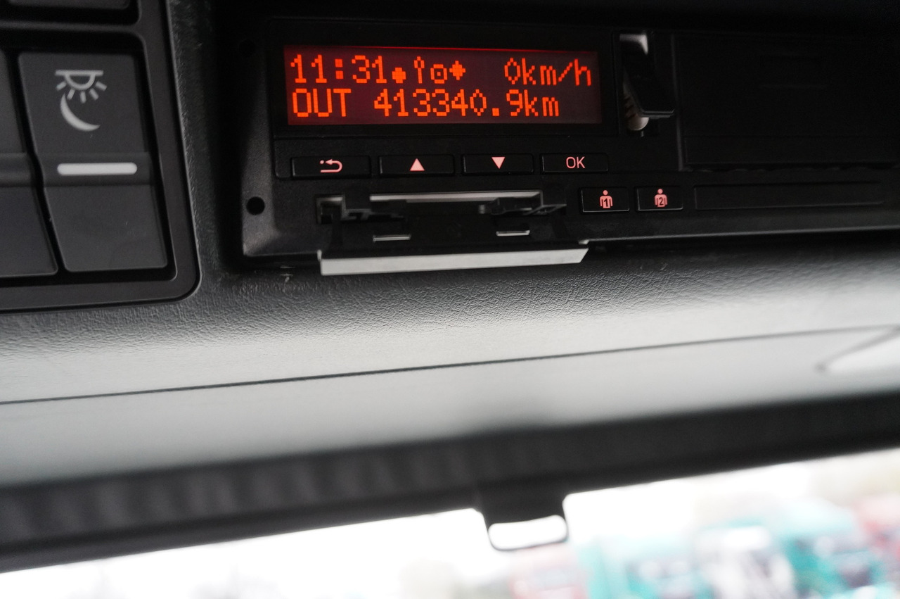 MAN TGS 35.420 8×2 / Chassis 6.4 m / 3 steered axles / 2 units - Šasija kravas automašīna: foto 3 MAN TGS 35.420 8×2 / Chassis 6.4 m / 3 steered axles / 2 units - Šasija kravas automašīna: foto 3