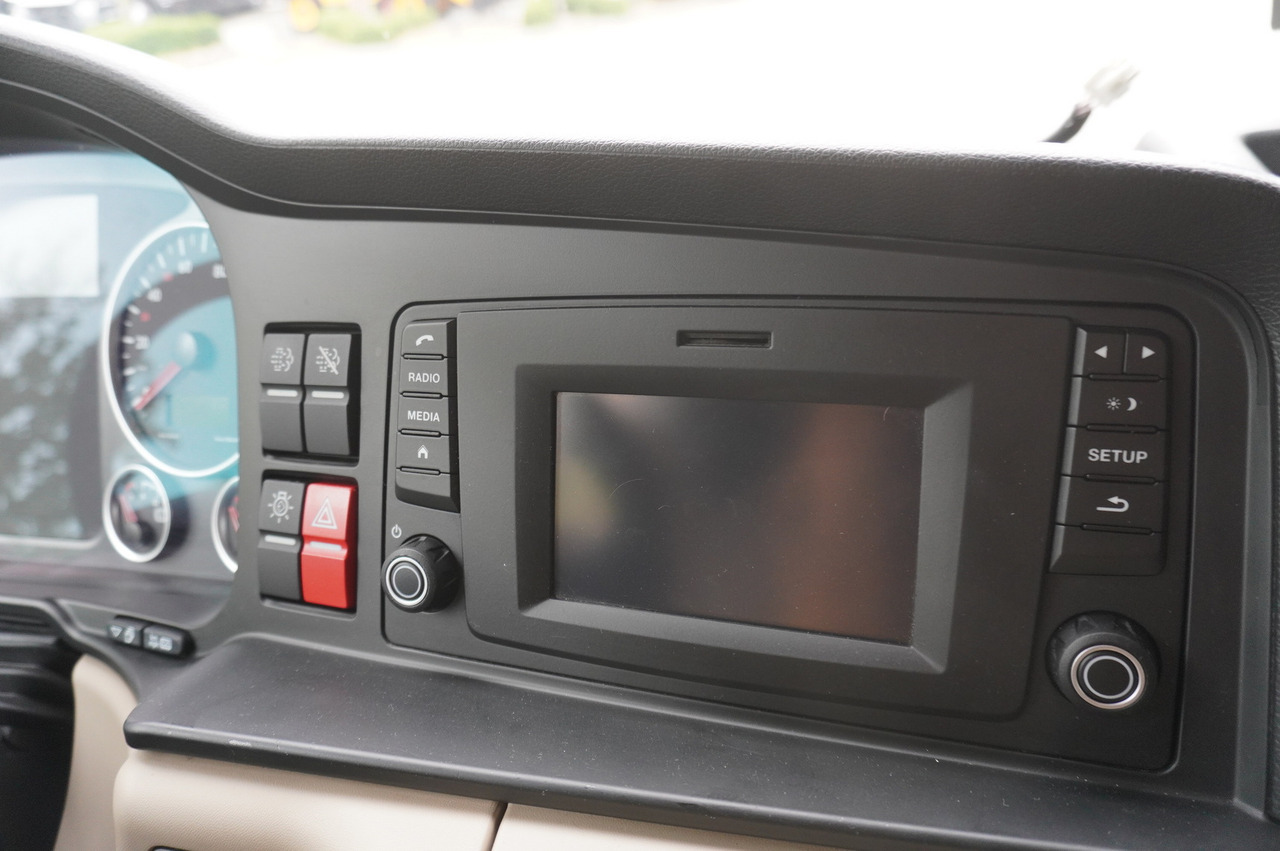 Autocisterna MAN TGS 35.420 8×2 / NEW septic barrel 13000 L / 3 steered axles: foto 23